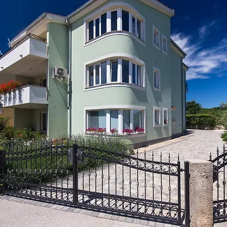 Appartement Kosic N1 Beautiful & Cosy *