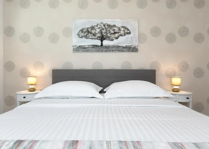 Kosic N1 Beautiful & Cosy Apartment