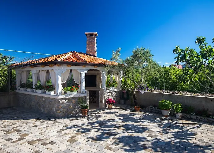 Kosic N1 Beautiful & Cosy Apartmán *